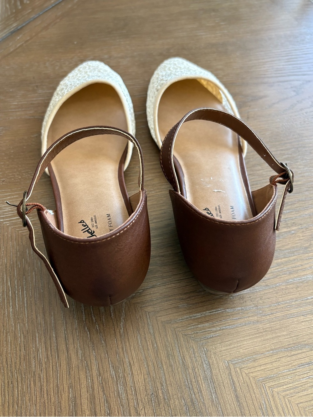Seychelles Cream Lace Pointed-Toe Flats with Brown Ankle Straps - Picture 3 of 6